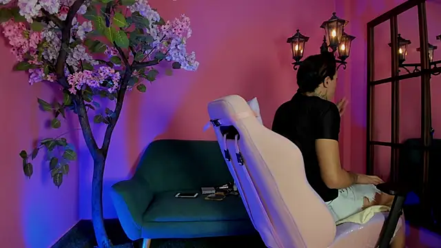 ArohomLester online show from February 2026 12:58:01 PM