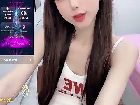 Snapshot of -Alicee- chatting on June 2026 08:45:02 AM -Alicee- online show from June 2026 08:45:02 AM