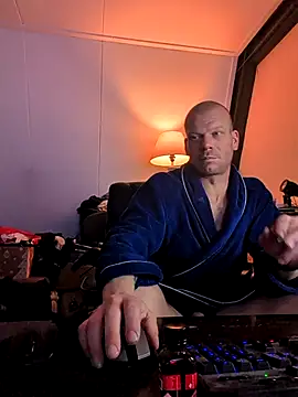 Kinky Play1 online show from January 2026 08:11:02 PM