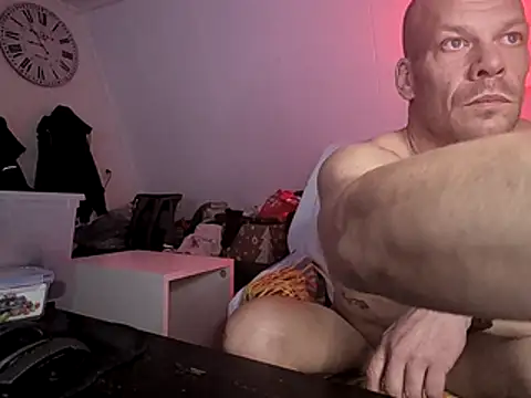 Kinky Play1 online show from January 2026 07:50:02 PM