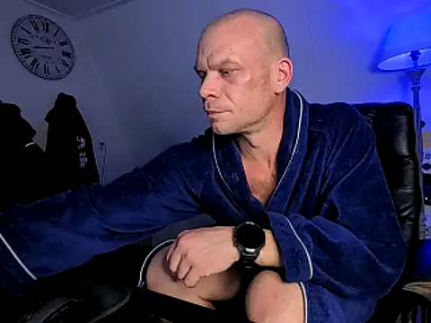 Snapshot of Kinky_Play1 chatting on March 2026 07:39:01 PM Kinky Play1 online show from March 2026 07:39:01 PM