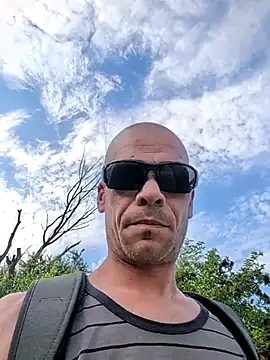 Snapshot of Kinky_Play1 chatting on July 2026 03:43:01 PM Kinky Play1 online show from July 2026 03:43:01 PM