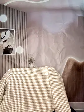 Fish yellow online show from November 2025 10:12:02 AM