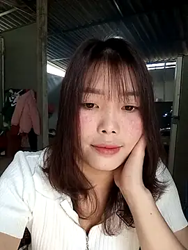 Fish yellow online show from December 2025 01:10:01 AM