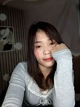 Fish yellow online show from December 2025 01:07:01 PM