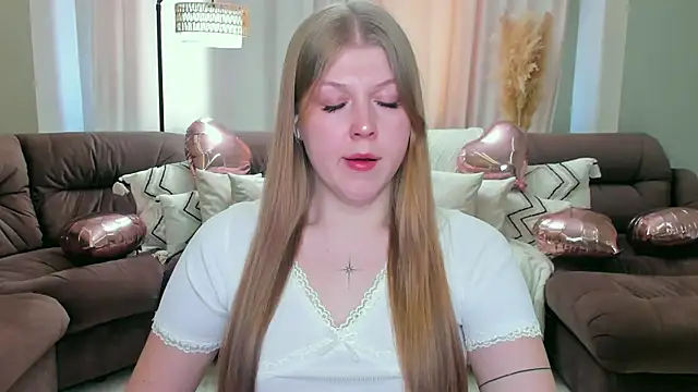 Stella Light online show from March 2026 12:12:02 PM