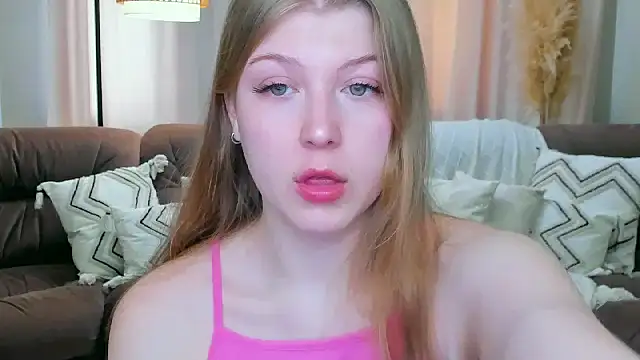 Stella Light online show from April 2026 04:30:02 AM