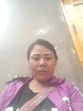 Lilian-n online show from November 2025 06:01:01 AM