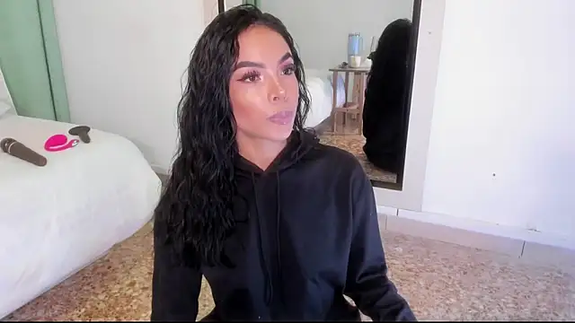 Snapshot of Blackywhiite chatting on April 2026 05:12:02 AM Blackywhiite online show from April 2026 05:12:02 AM