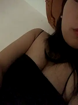 Snapshot of italy-12 chatting on October 2025 12:22:02 AM italy-12 online show from October 2025 12:22:02 AM