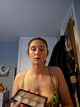 Snapshot of SashaBabyxx chatting on October 2025 03:03:02 PM SashaBabyxx online show from October 2025 03:03:02 PM