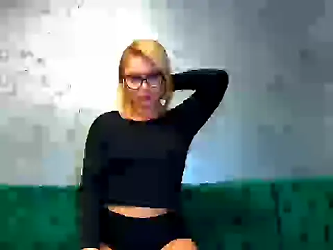 Snapshot of Chloe_248 chatting on October 2025 05:53:01 PM Chloe 248 online show from October 2025 05:53:01 PM