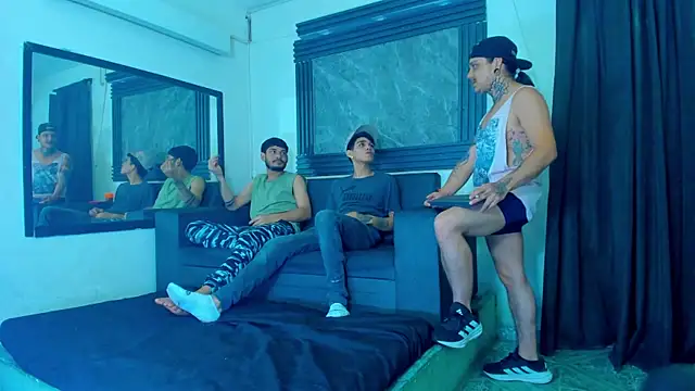  AlecLawrence online show from December 2025 12:43:01 PM