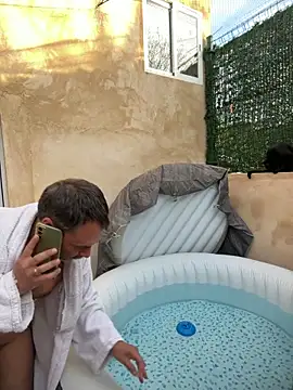 MachosBB sex online show from April 2026 06:00:01 PM