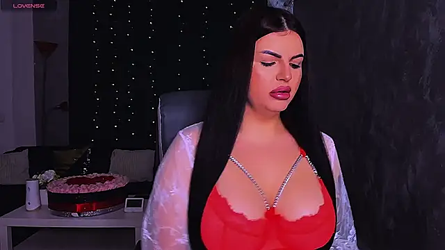 Snapshot of RheaLynn chatting on November 2025 09:03:02 PM RheaLynn online show from November 2025 09:03:02 PM