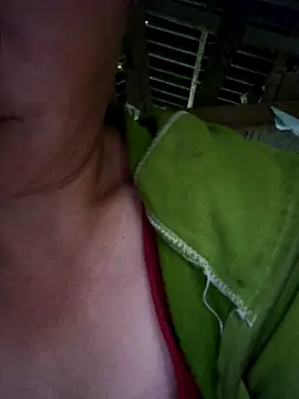 Snapshot of chipu06 chatting on October 2025 09:30:01 AM chipu06 online show from October 2025 09:30:01 AM