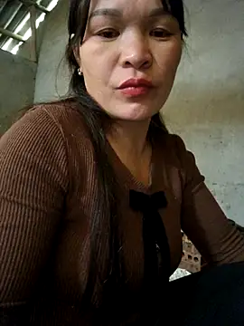 Snapshot of chipu06 chatting on December 2025 05:27:02 AM chipu06 online show from December 2025 05:27:02 AM