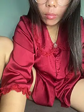 Winny-sexy online show from April 2026 12:38:01 AM