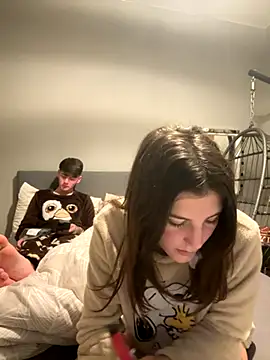 Brunnettebabe007 online show from November 2025 11:50:01 PM