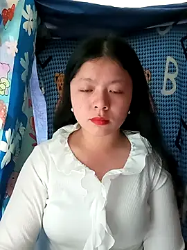 lisa-bae00 online show from February 2026 05:04:01 AM