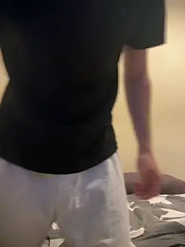 Snapshot of Paapii1098 chatting on April 2026 10:35:02 PM Paapii1098 online show from April 2026 10:35:02 PM