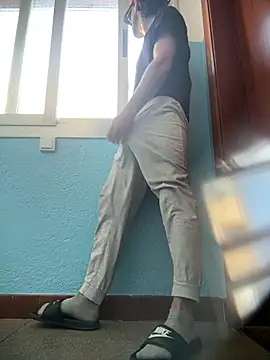 Snapshot of Paapii1098 chatting on April 2026 01:15:01 PM Paapii1098 online show from April 2026 01:15:01 PM