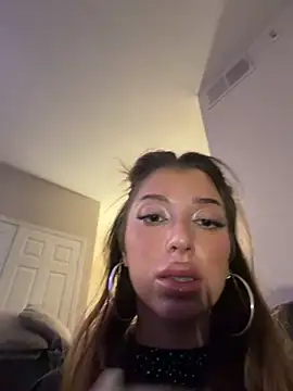 Snapshot of babygirlxchlo chatting on November 2025 10:50:02 AM babygirlxchlo online show from November 2025 10:50:02 AM