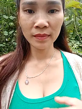 Snapshot of Bear_bear0 chatting on December 2025 02:50:01 AM Bear bear0 online show from December 2025 02:50:01 AM