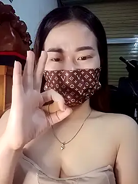 Snapshot of Family-Lovee chatting on November 2025 09:03:02 PM Family-Lovee online show from November 2025 09:03:02 PM