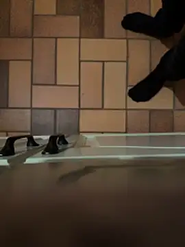 bart98geil online show from February 2026 10:25:02 PM