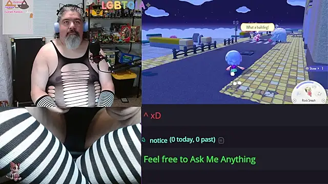 Snapshot of geekycastillo chatting on April 2026 06:19:01 AM geekycastillo online show from April 2026 06:19:01 AM