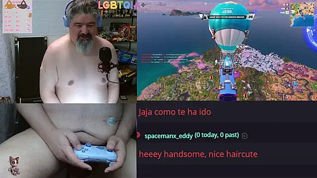 Snapshot of geekycastillo chatting on April 2026 03:45:02 AM geekycastillo online show from April 2026 03:45:02 AM