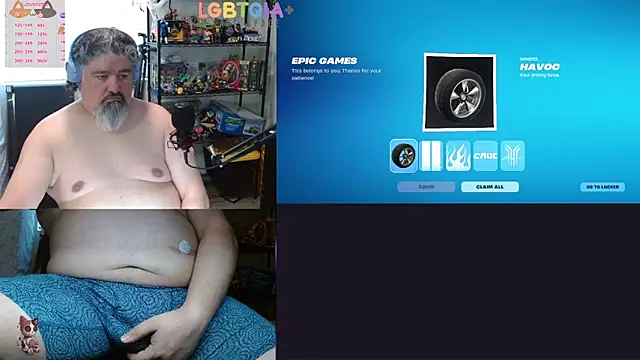 Snapshot of geekycastillo chatting on April 2026 06:32:02 PM geekycastillo online show from April 2026 06:32:02 PM