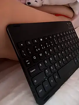 Snapshot of portuguesacasada chatting on April 2026 08:10:01 AM portuguesacasada online show from April 2026 08:10:01 AM