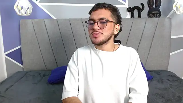 Zac Golden online show from December 2025 09:55:01 PM