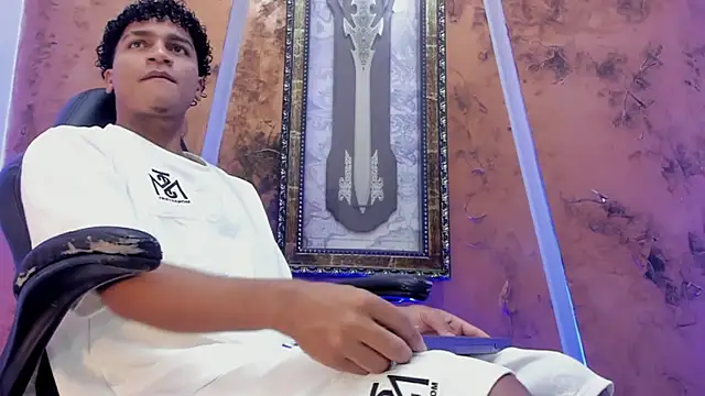 Snapshot of Iaan_Dalton_ chatting on November 2025 11:56:02 AM Iaan Dalton  online show from November 2025 11:56:02 AM