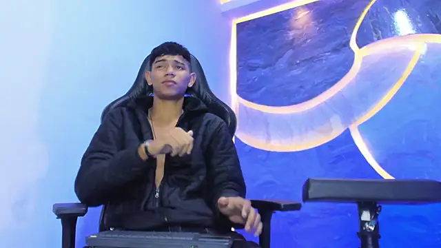 Sex Boy 33  online show from November 2025 06:03:01 AM