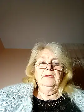 AmyLove353 online show from November 2025 08:19:02 PM