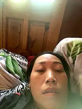 Snapshot of Top_x chatting on November 2025 05:18:02 AM Top x online show from November 2025 05:18:02 AM