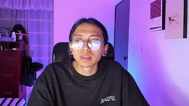  Astrea  online show from February 2026 03:25:01 AM