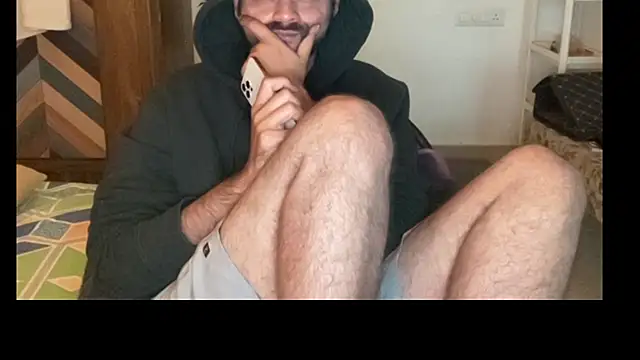 Snapshot of MakeMeAwareAah chatting on December 2025 03:49:02 PM MakeMeAwareAah online show from December 2025 03:49:02 PM