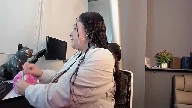 Snapshot of Danna_piink_ chatting on March 2026 11:10:01 AM Danna piink online show from March 2026 11:10:01 AM