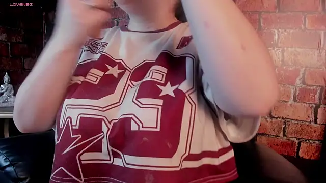 Snapshot of Danna_piink_ chatting on April 2026 12:20:01 PM Danna piink online show from April 2026 12:20:01 PM