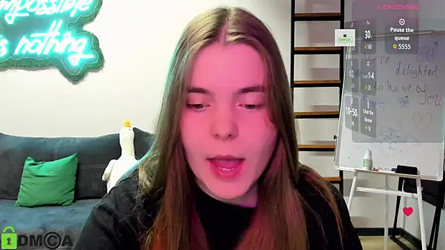 MiraaBloom online show from November 2025 02:19:01 PM