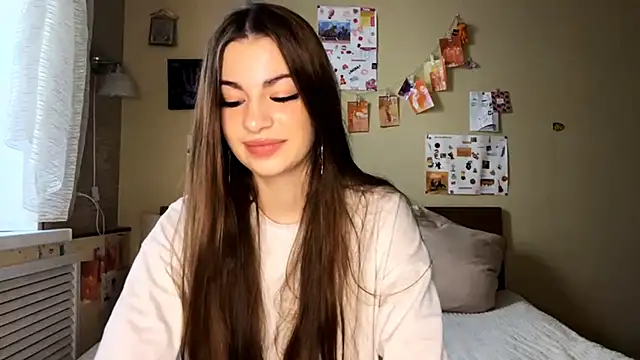 Snapshot of TheRealAnna chatting on November 2025 08:57:02 AM TheRealAnna online show from November 2025 08:57:02 AM