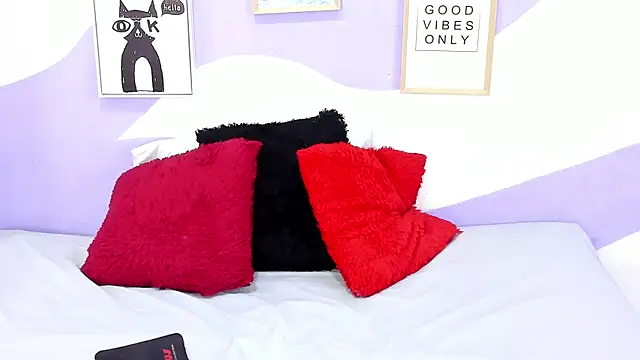 VIOLETA-28 online show from October 2025 02:07:01 PM