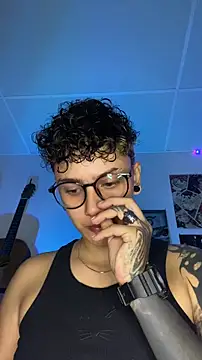 Abby Evanns1 online show from October 2025 11:37:01 PM