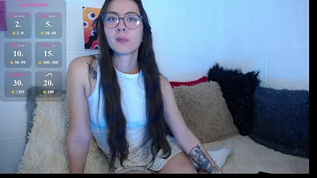 Snapshot of _IR1S_ chatting on April 2026 01:22:02 AM IR1S online show from April 2026 01:22:02 AM