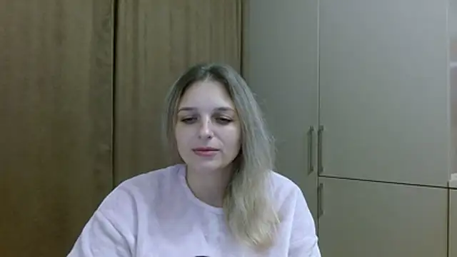 ElisSky301 online show from October 2025 10:12:01 PM