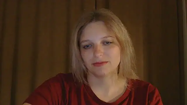 Snapshot of ElisSky301 chatting on May 2026 08:03:02 PM ElisSky301 online show from May 2026 08:03:02 PM